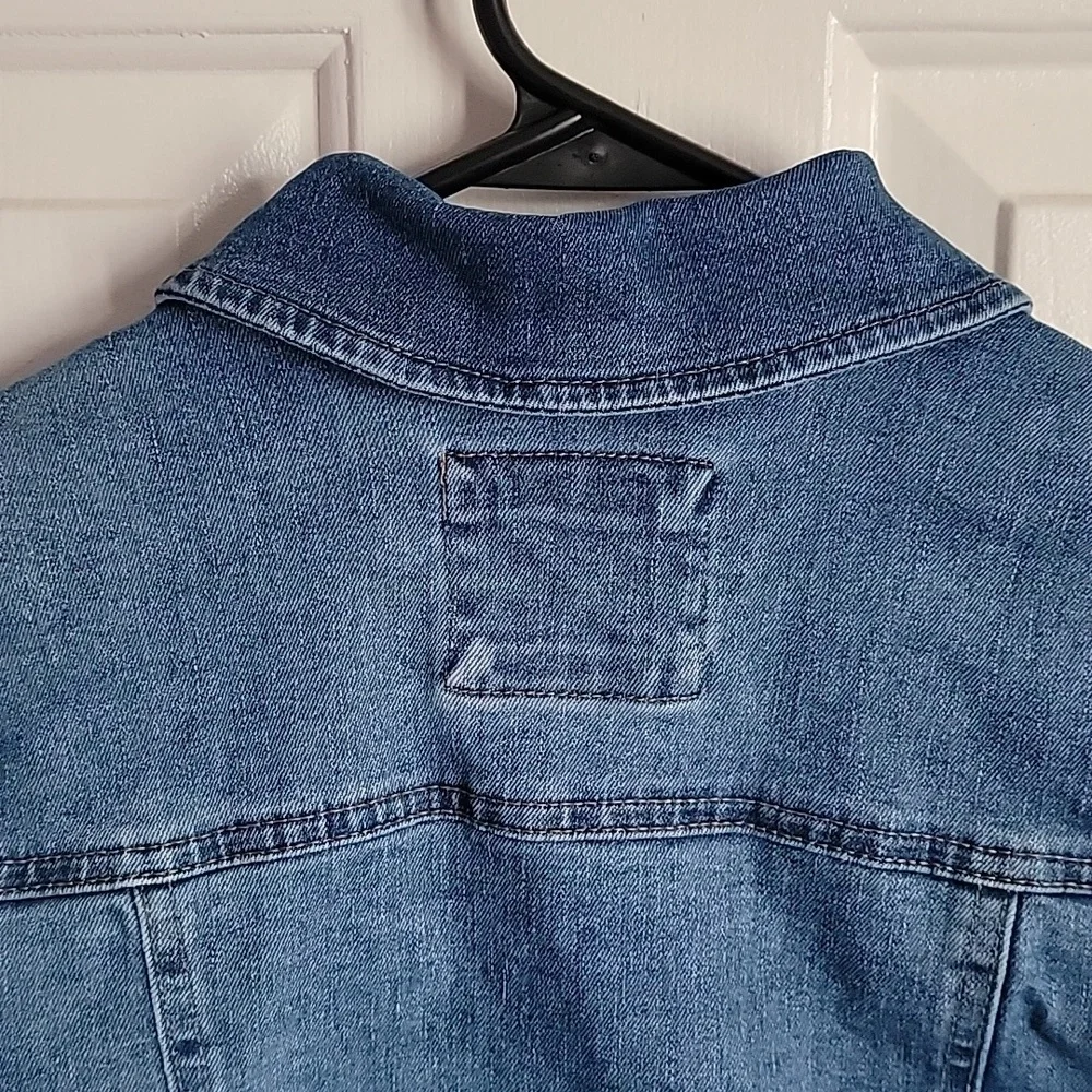 Girls SO, Jean jacket, XL(14-16).Like new.